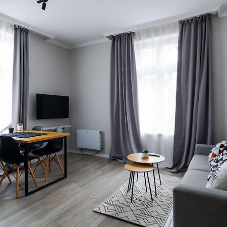 Boutique 2-Bedroom Apartment In 소피아 외부 사진
