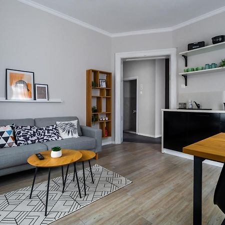 Boutique 2-Bedroom Apartment In 소피아 외부 사진