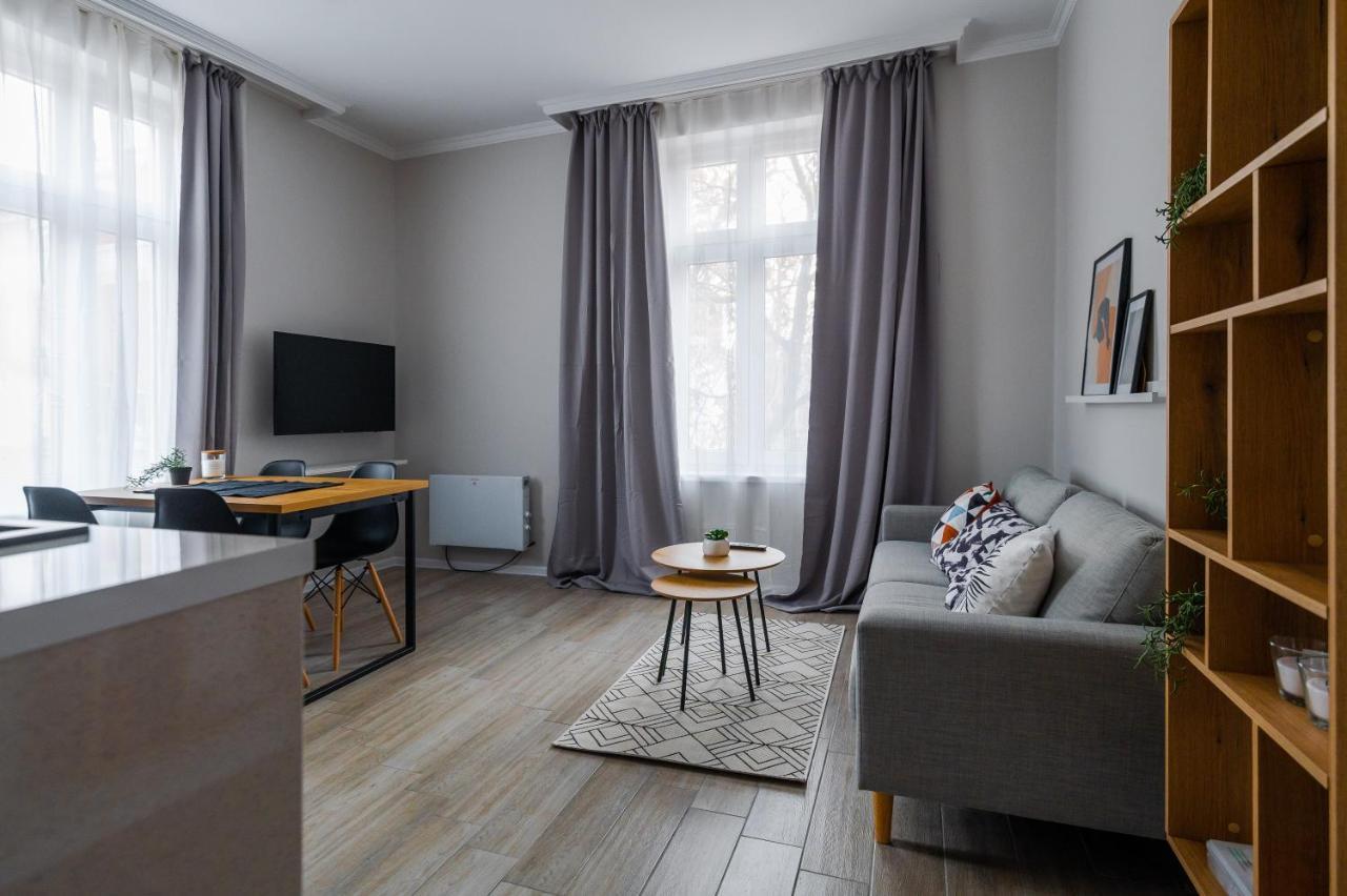 Boutique 2-Bedroom Apartment In 소피아 외부 사진