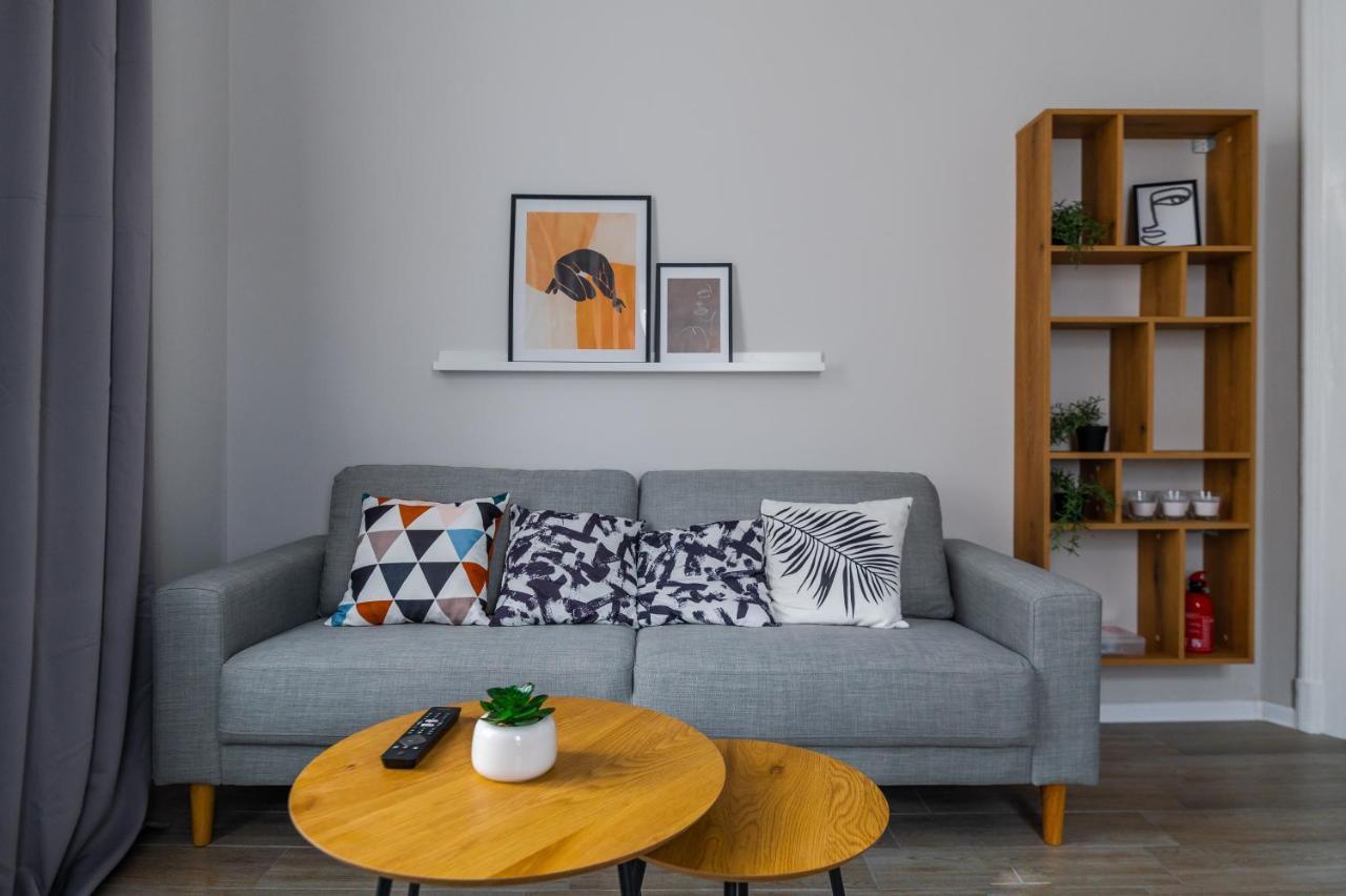Boutique 2-Bedroom Apartment In 소피아 외부 사진