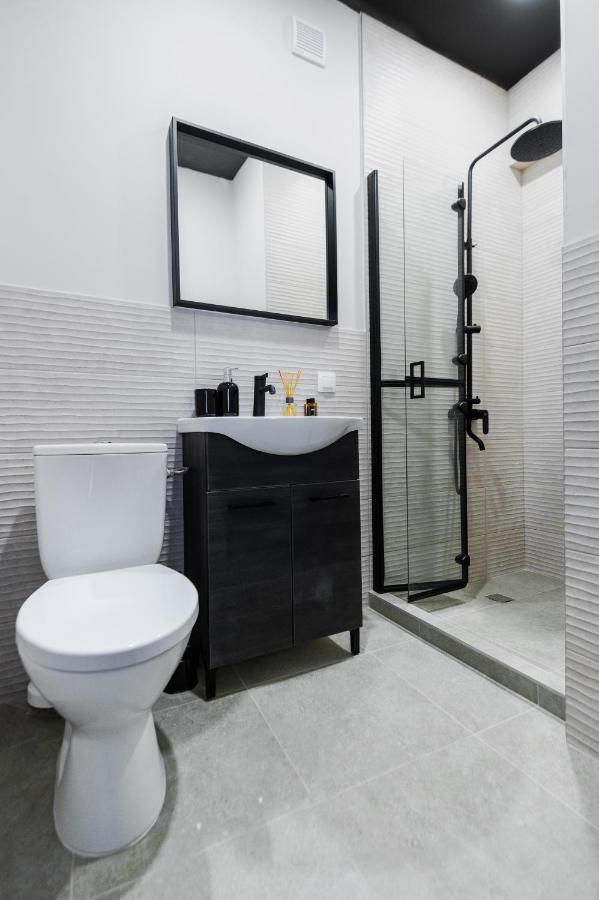 Boutique 2-Bedroom Apartment In 소피아 외부 사진
