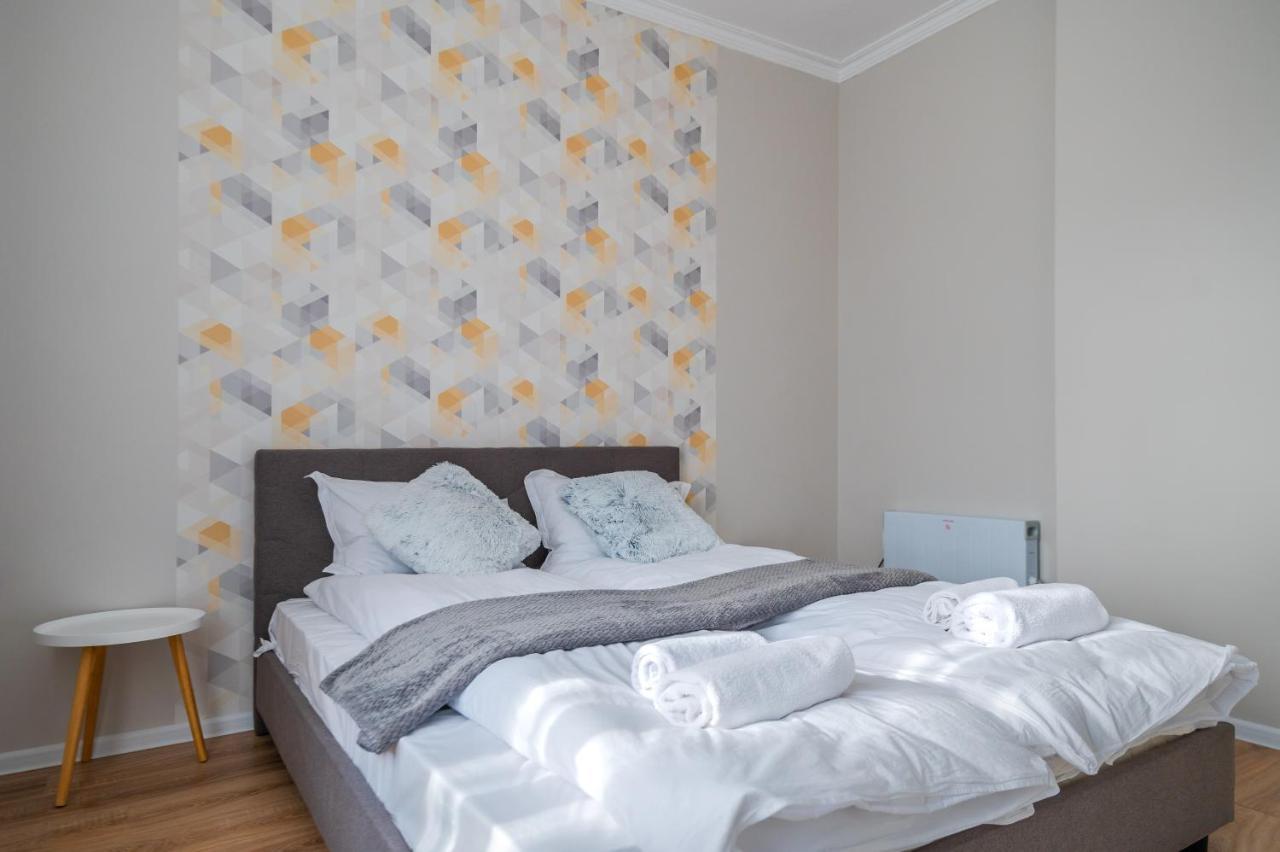 Boutique 2-Bedroom Apartment In 소피아 외부 사진
